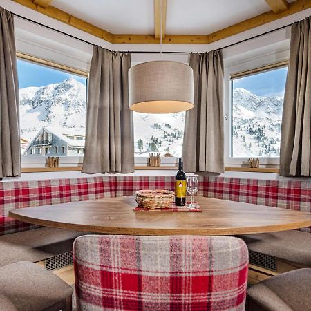 Apartments & Garni Alpenrose オーバータウエルン エクステリア 写真
