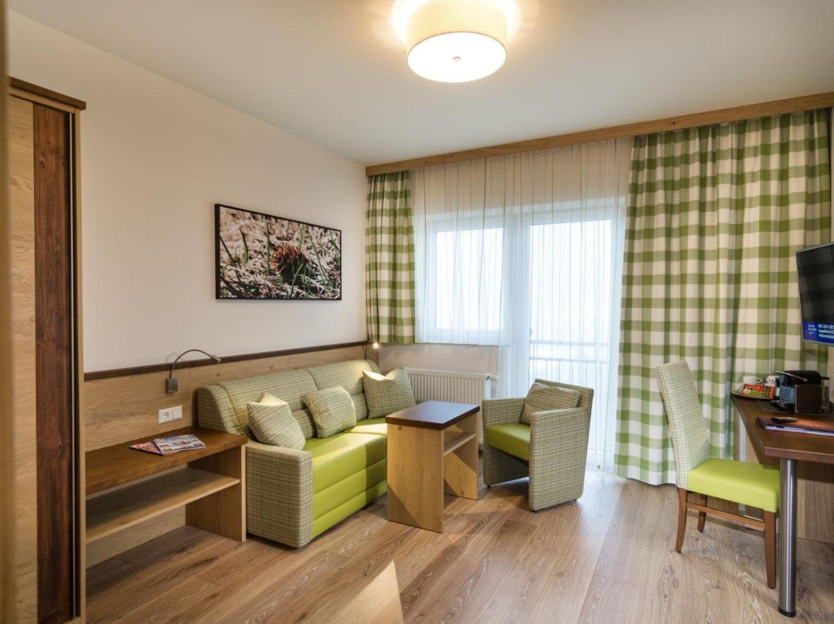 Apartments & Garni Alpenrose オーバータウエルン エクステリア 写真