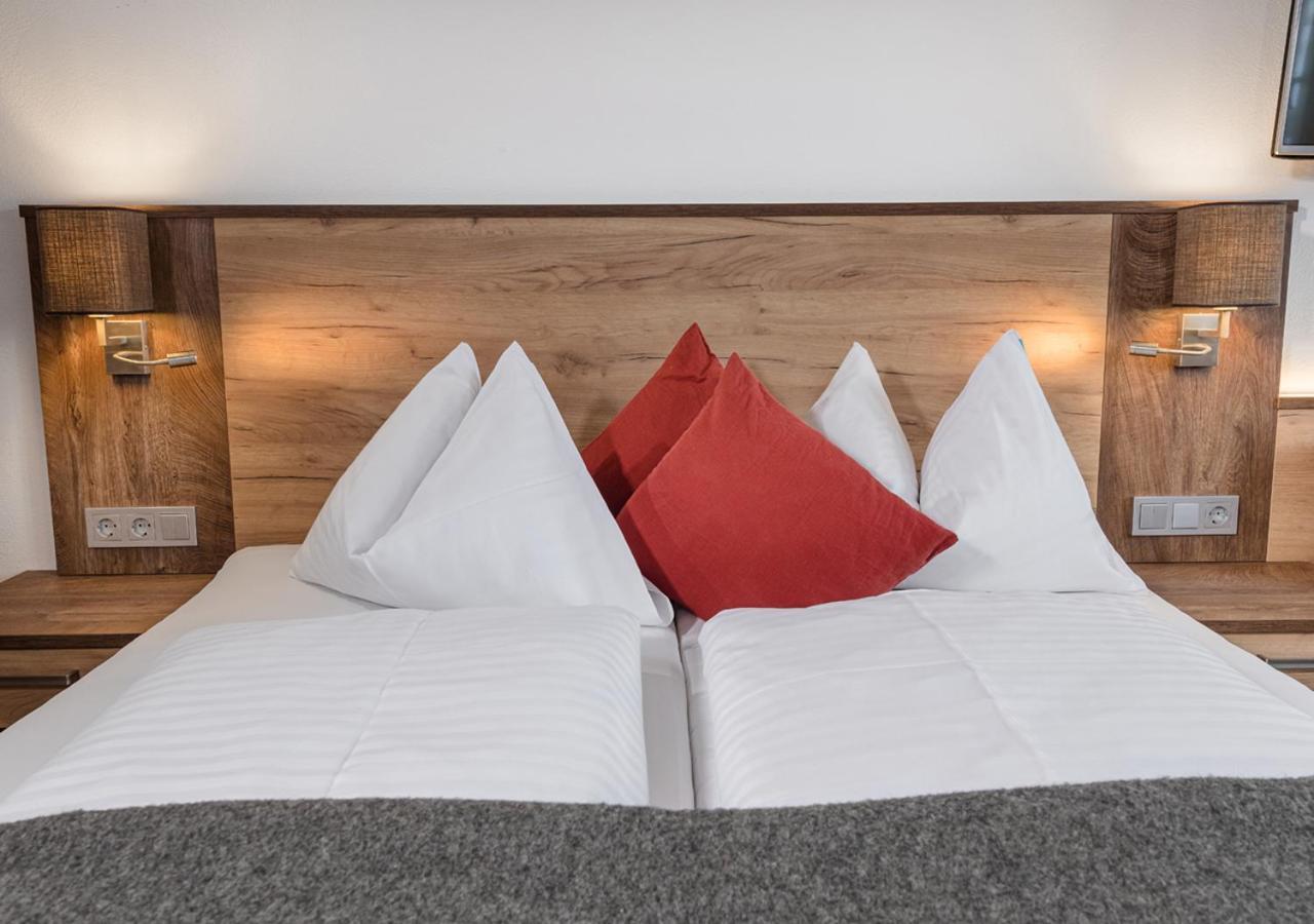 Apartments & Garni Alpenrose オーバータウエルン エクステリア 写真